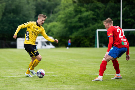 Elfsborgs Jacob Ondrejka och Helsingborgs Emil Hellman