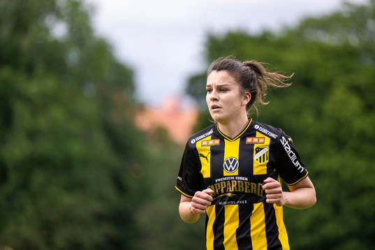 Häckens Anna Julia Csiki