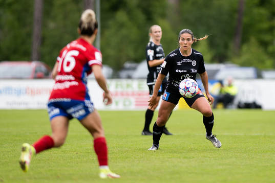 Örebros Carly Wickenheiser