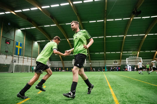 Kick Offs Tobias Heil byts ut i b-finalen i fotboll