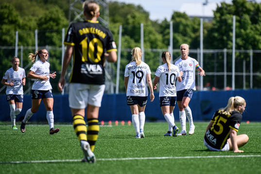 FC Rosengårds Jelena Cankovic jublar