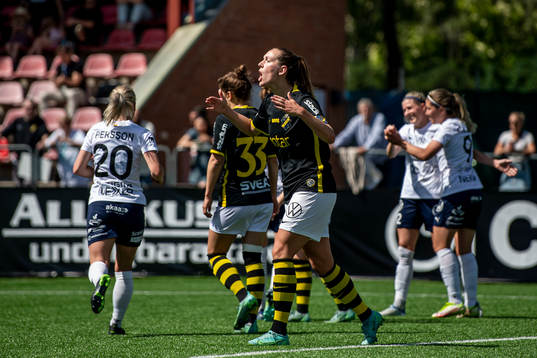 AIKs Jennie Nordin reagerar