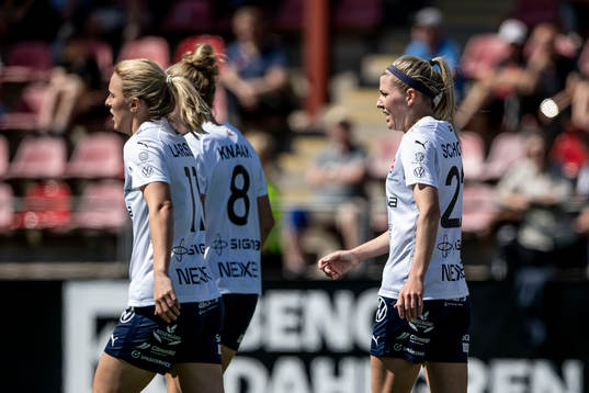 FC Rosengårds Emma Berglund jublar
