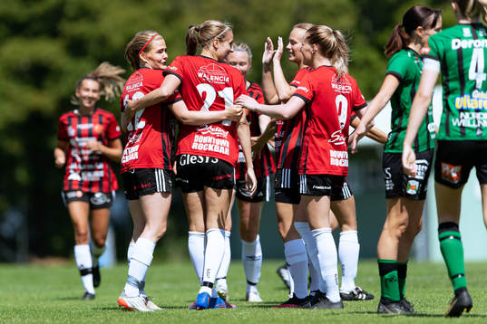 Stafsinges spelare jublar