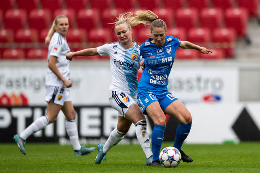Djurgårdens Tove Almqvist och Kalmars Juliette Mikaela