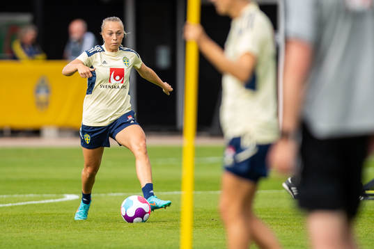 Hanna Bennisson of the Swedish women's national football