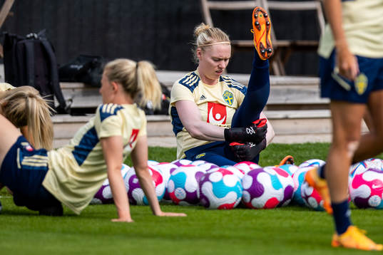 Goalkeeper Hedvig Lindahl of the Swedish women's national