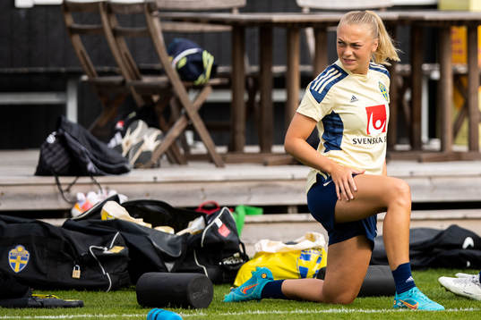 Hanna Bennisson of the Swedish women's national football