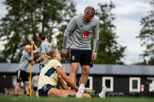 Physio Pontus Ekblom of the Swedish women's national
