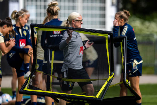 Assistent coach Victoria Sandell of the Swedish women's