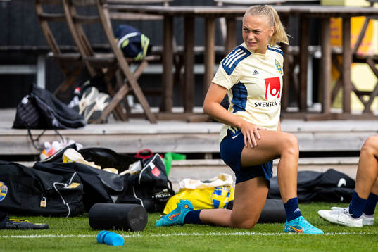 Hanna Bennisson of the Swedish women's national football