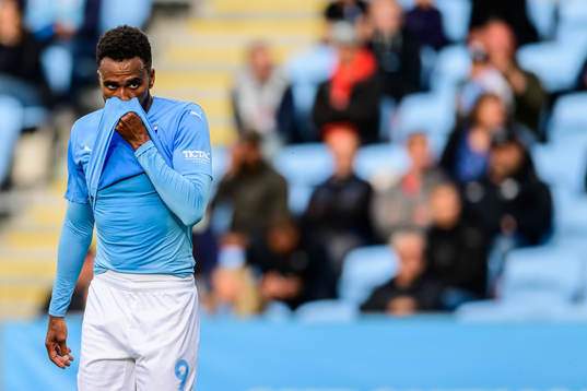 Malmö FFs Isaac Kiese Thelin deppar