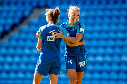Caroline Graham Hansen and Ada Hegerberg of the Norwegian