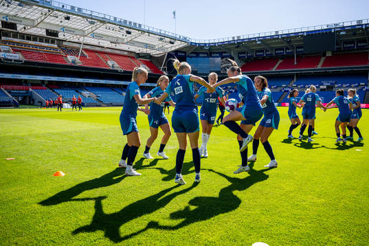 Sophie Román Haug, Julie Blakstad, Ada Hegerberg, Frida
