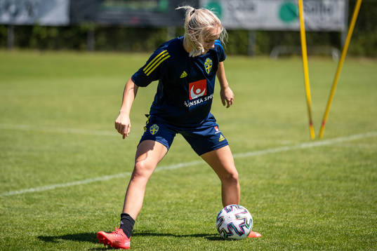 Molly Johansson