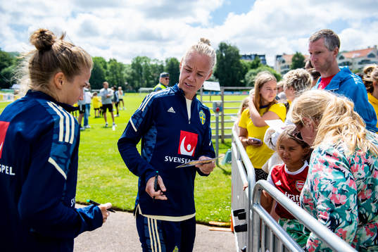 Caroline Seger of Sweden