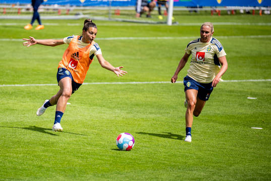 Johanna Rytting Kaneryd and Jonna Andersson of Sweden