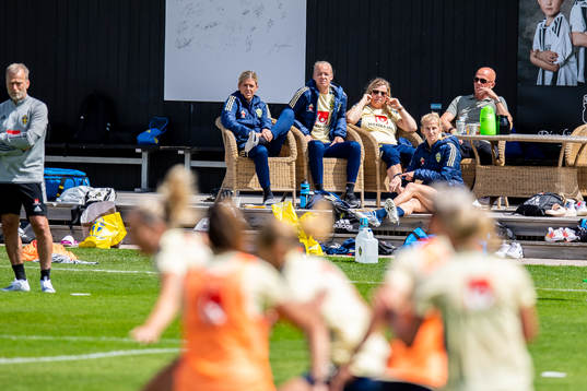 Olivia Schough and Caroline Seger of Sweden