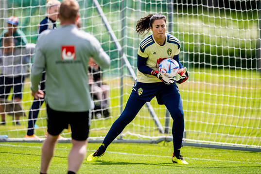 goalkeeper Zecira Musovic of Sweden