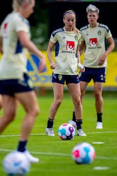 Kosovare Asllani of Sweden