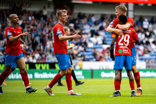 Helsingborgs Casper Widell jublar