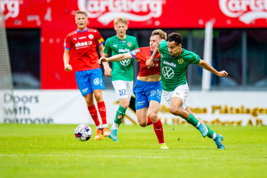 Helsingborgs Lucas Lingman  och Jönköpings Assad Al