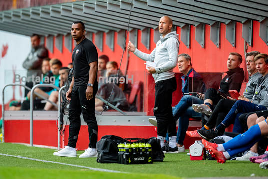 Helsingborgs tränare Alvaro Santos och tränare Mattias