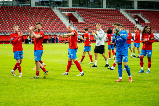 Emil Hellman och Helsingborgs Wilhelm Loeper jublar