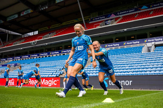 Julie Blakstad and Frida Maanum of the Norwegian women's