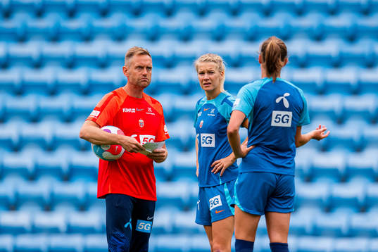 Martin Sjögren, head coach of the Norwegian women's