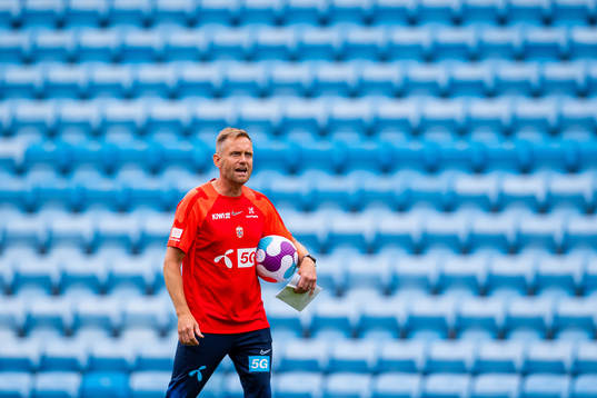 Martin Sjögren, head coach of the Norwegian women's