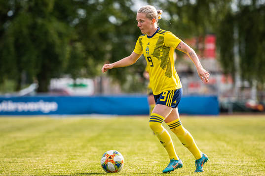 Emilia Larsson of Sweden