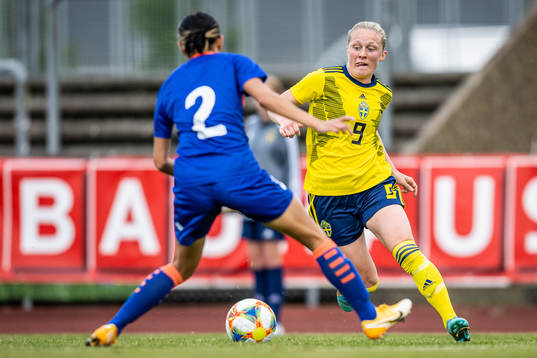 Emilia Larsson of Sweden