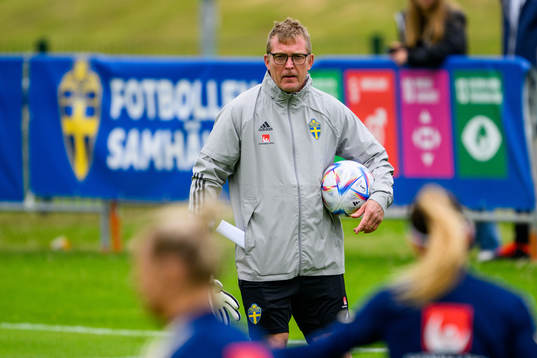 Goalkeeper coach Leif Troedsson