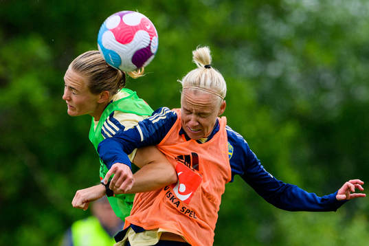 Magdalena Eriksson and Caroline Seger