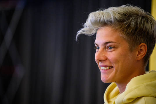 Lina Hurtig is interviewed by the media