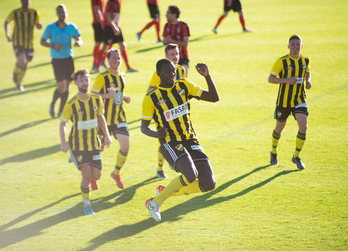 Mohammed Mbye gör 2-1 till IFK Hässleholm i matchen i