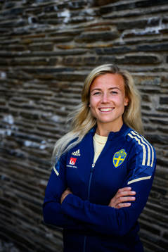 Hanna Glas poses for a portrait