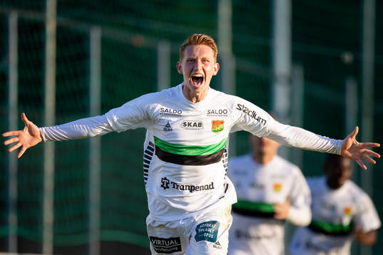 GAIS Julius Lindberg jublar