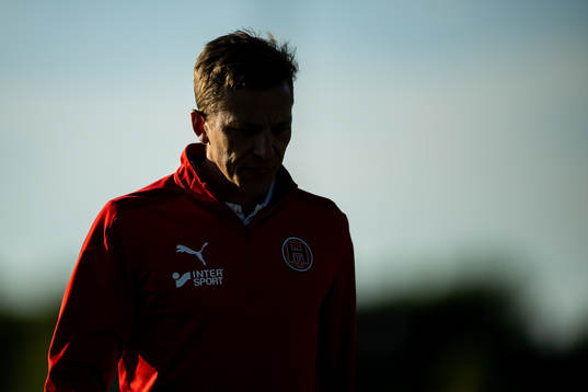 Hittarps tränare Erik Edman deppar