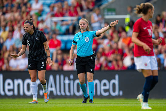 Frederikke Søkjær, referee