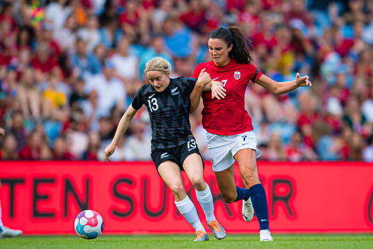 Paige Satchell of New Zealand and Ingrid Syrstad Engen of