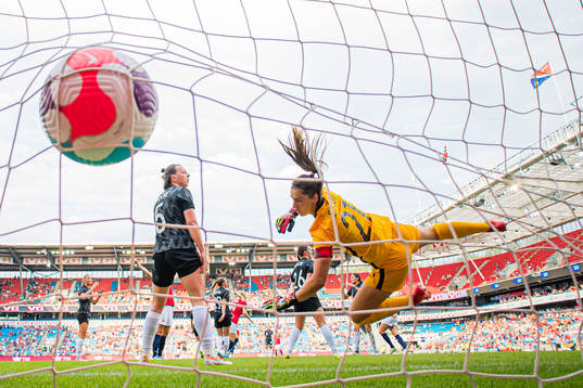 Bläddra bland fler bilder av Football, International friendly, Norway - New Zealand
