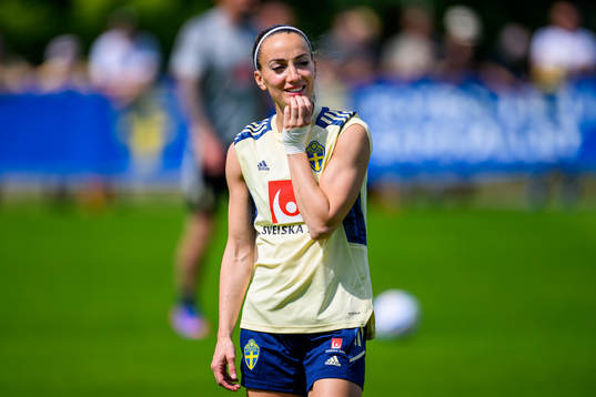 Kosovare Asllani