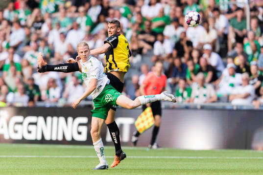 Hammarbys Gustav Ludwigson och Häckens Johan Hammar