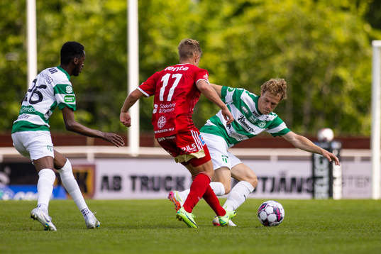 Skövde AIKs Samuel Gladh och Västerås SKs Herman