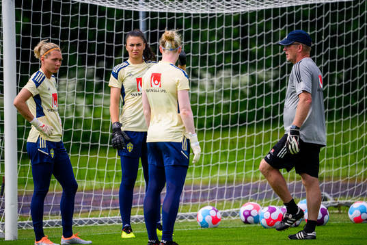 Goalkeeper Jennifer Falk, goalkeeper Zecira Musovic and