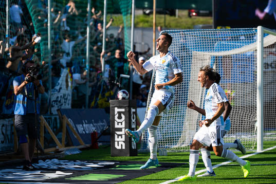Djurgårdens Haris Radetinac jublar