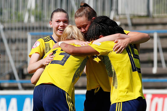 Bea Sprung, Svea Rehnberg, Matilda Vinberg and Evelina