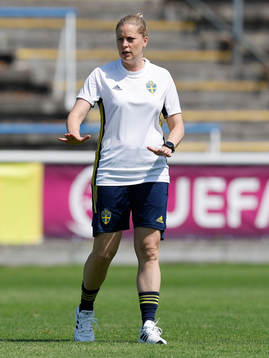 Caroline Sjöblom, head coach of Sweden